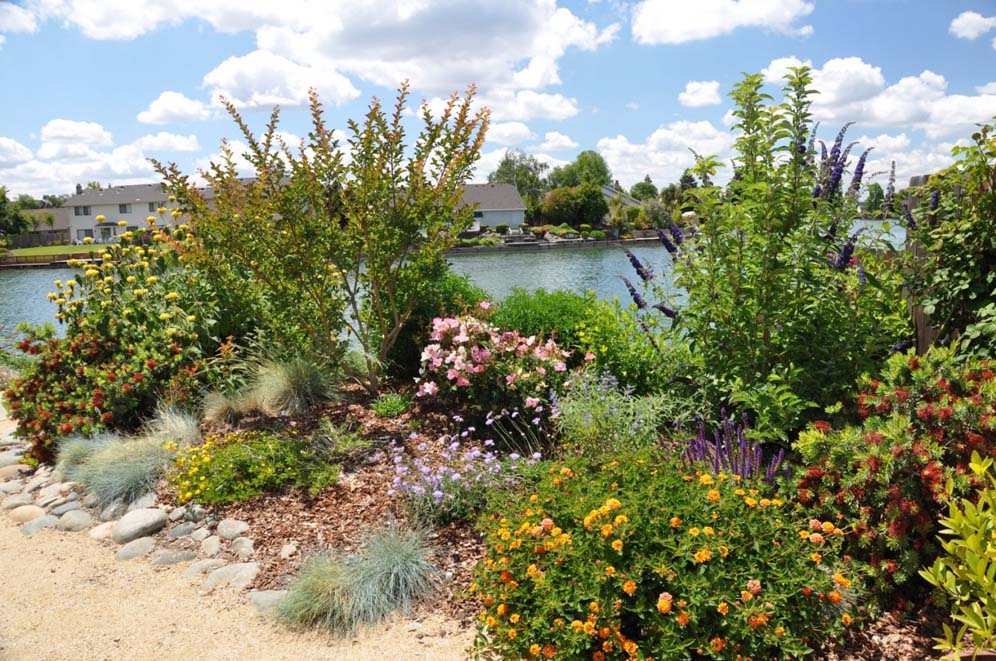 Price Garden Color and Lake View