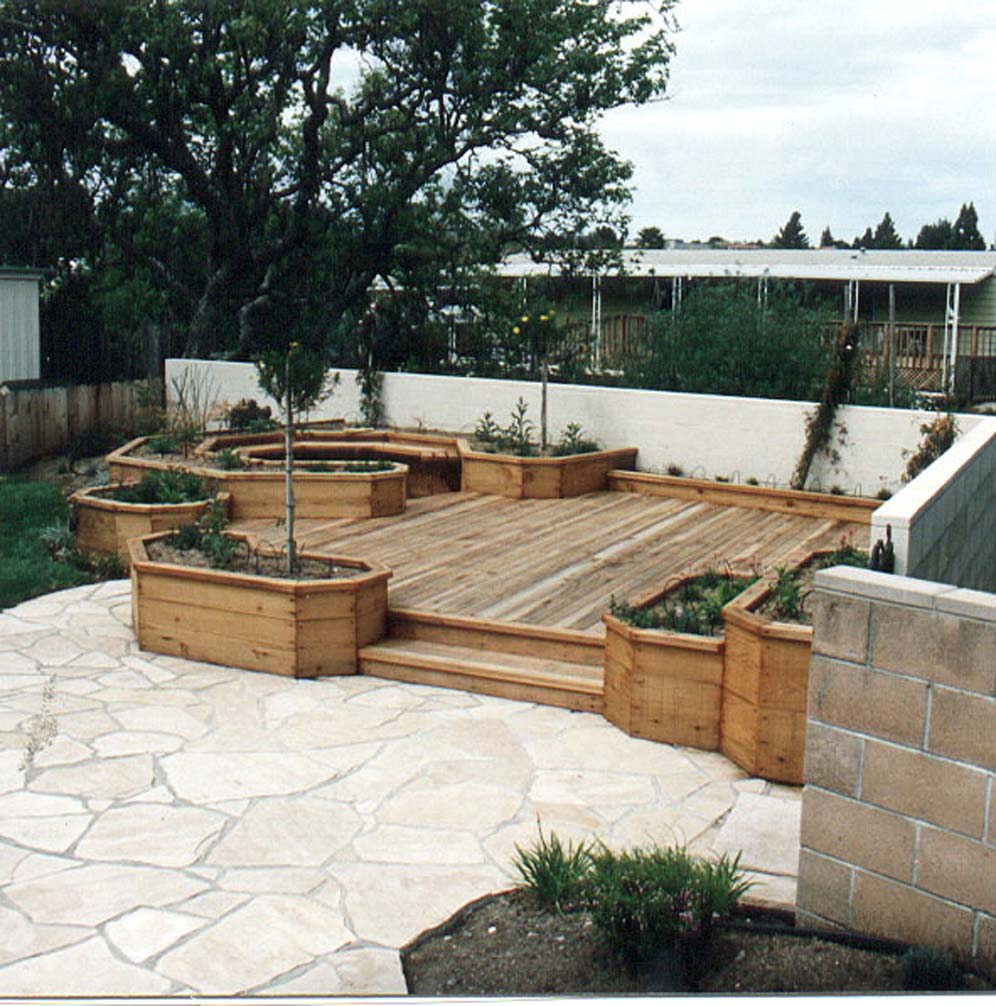 Deck and Flagstone Patio